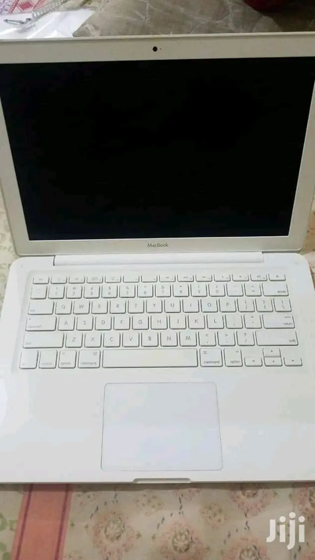 Laptop Apple MacBook 4GB Intel Core 2 Duo HDD 250GB