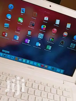 Laptop Apple MacBook 4GB Intel Core 2 Duo HDD 250GB