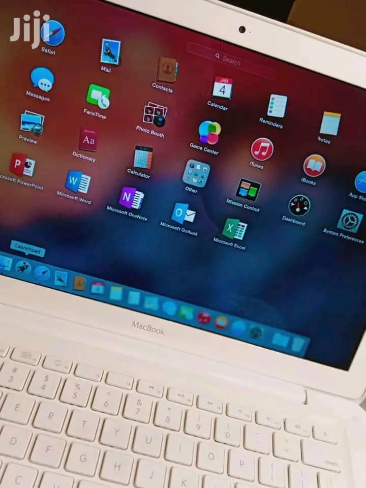 Laptop Apple MacBook 4GB Intel Core 2 Duo HDD 250GB