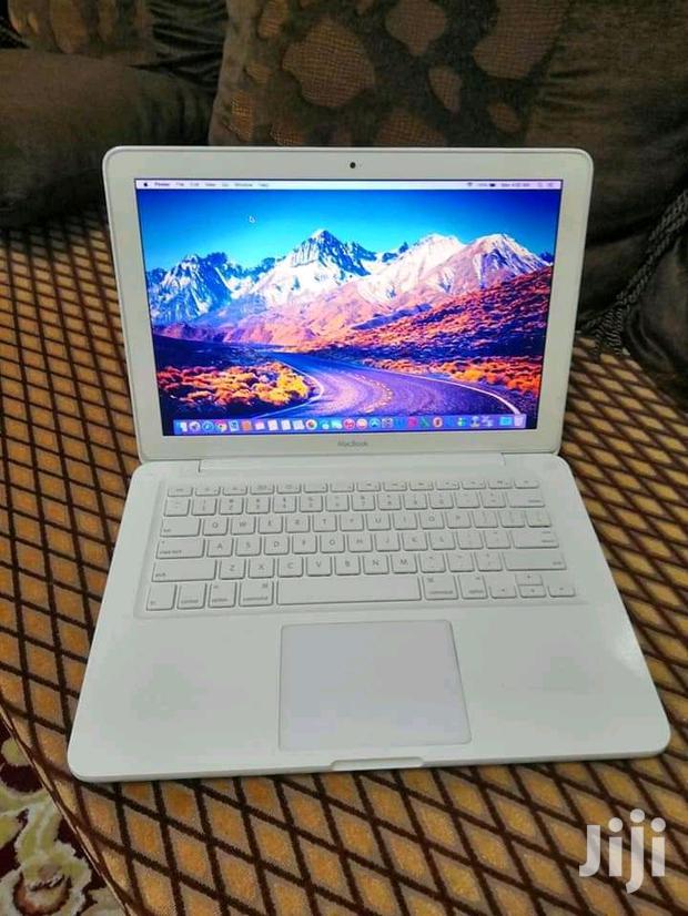 Laptop Apple MacBook 4GB Intel Core 2 Duo HDD 250GB - thumbnail 4