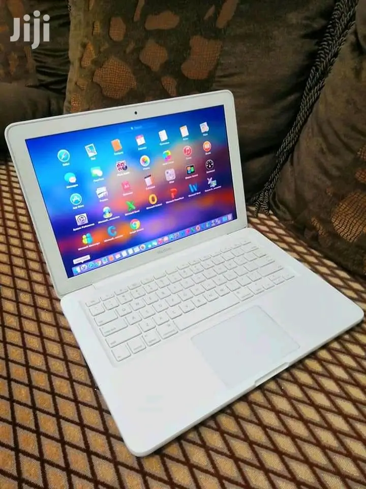 Laptop Apple MacBook 4GB Intel Core 2 Duo HDD 250GB