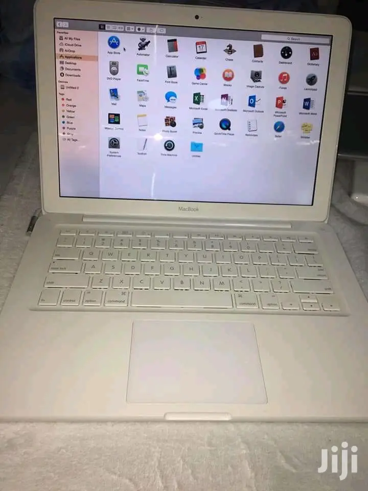 Laptop Apple MacBook 4GB Intel Core 2 Duo HDD 250GB
