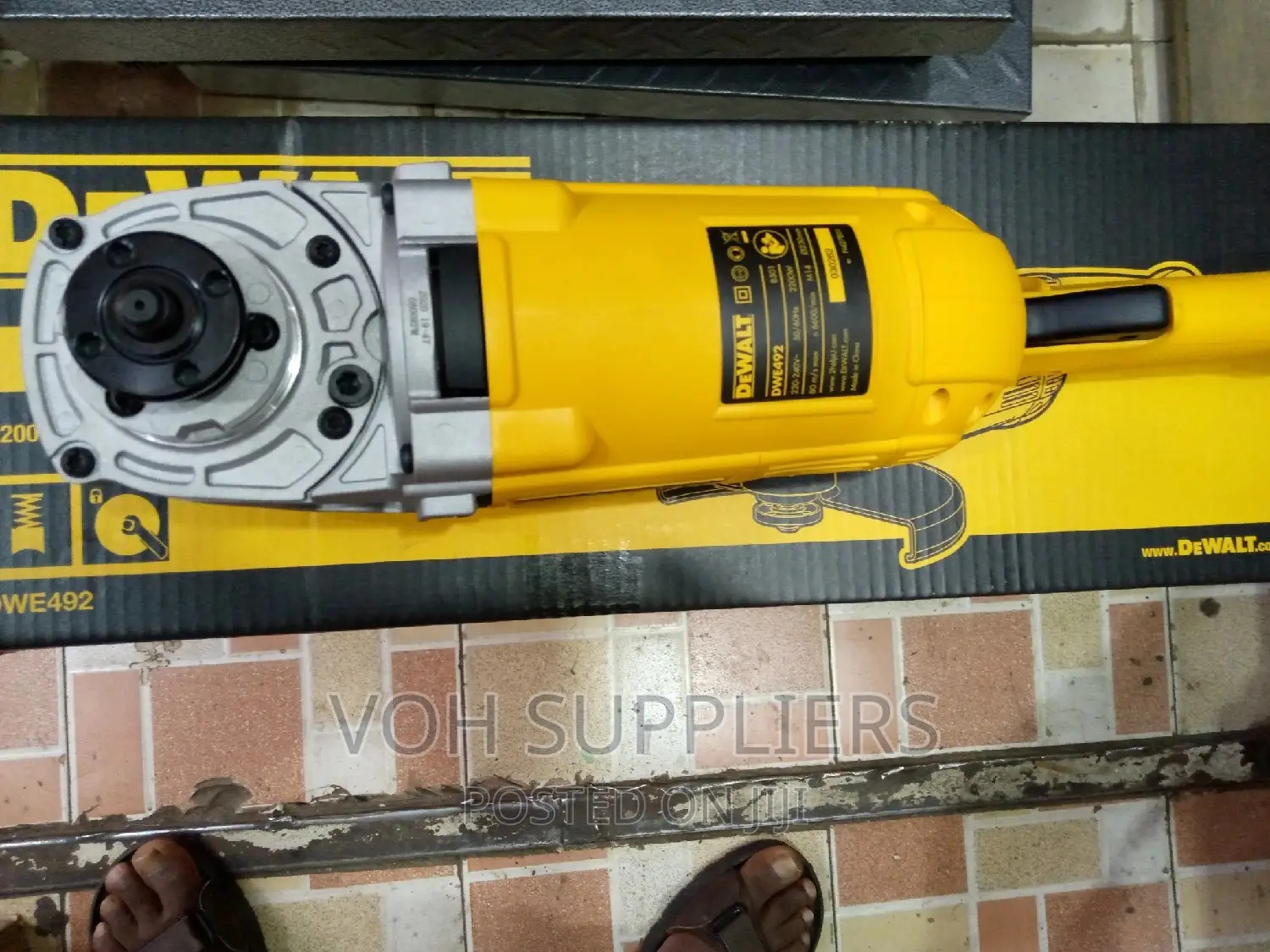 Dewalt Machine