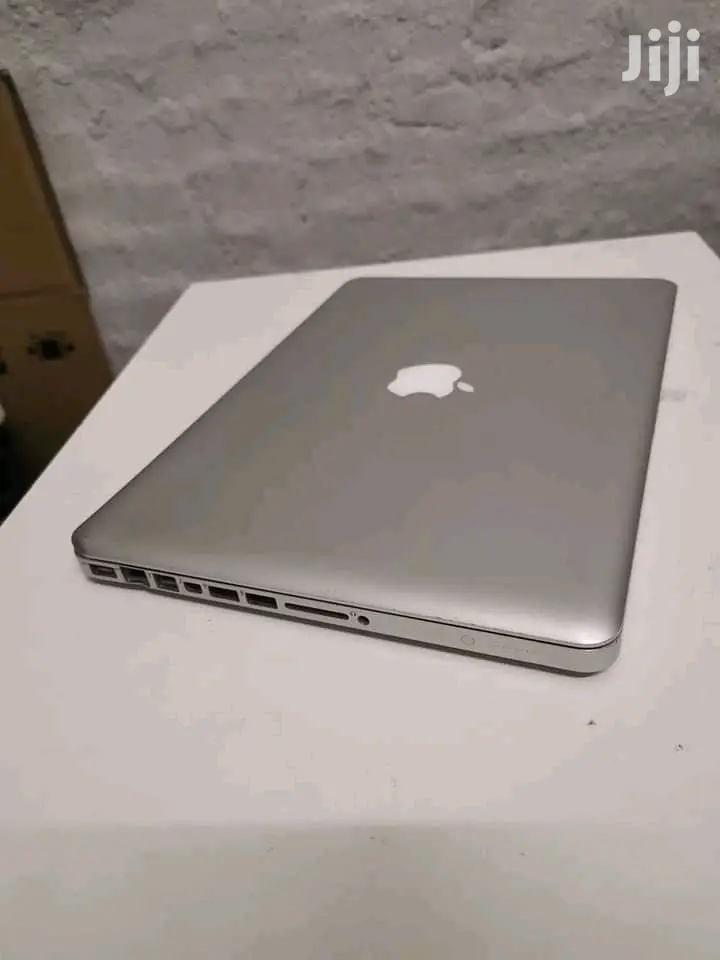Laptop Apple MacBook Pro 4GB Intel Core 2 Duo HDD 500GB