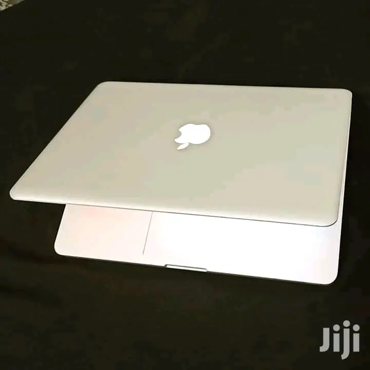Laptop Apple MacBook Pro 4GB Intel Core 2 Duo HDD 500GB