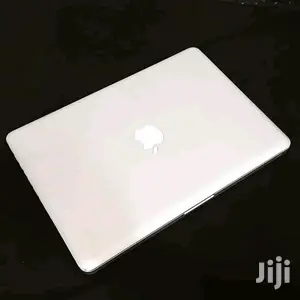 Laptop Apple MacBook Pro 4GB Intel Core 2 Duo HDD 500GB