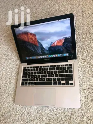 Laptop Apple MacBook Pro 4GB Intel Core 2 Duo HDD 500GB