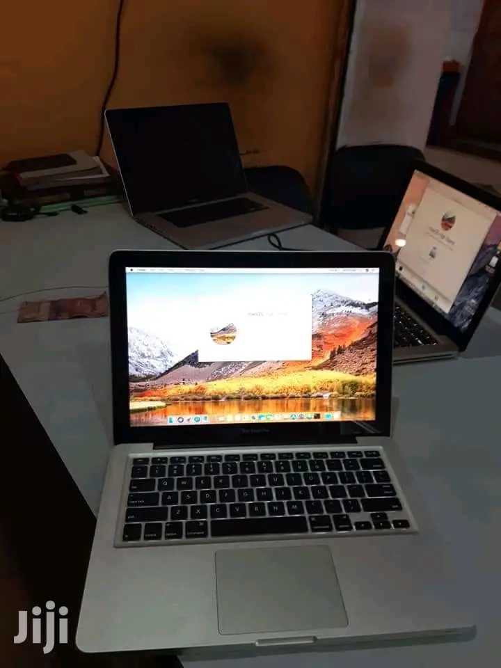 Laptop Apple MacBook Pro 4GB Intel Core 2 Duo HDD 500GB