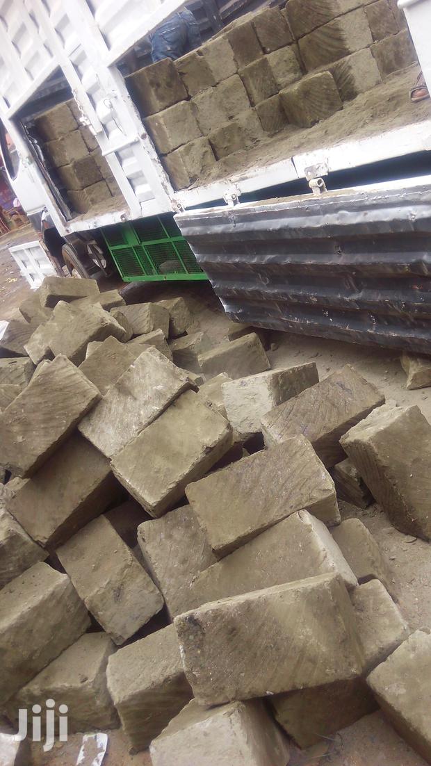 Machine Cut Stones - thumbnail 2