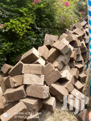All Sizes of Machine Cut Stones