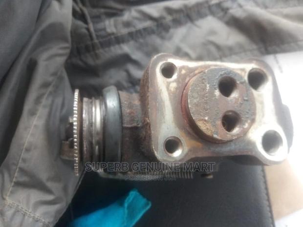 Wheel Cylinder - thumbnail 4