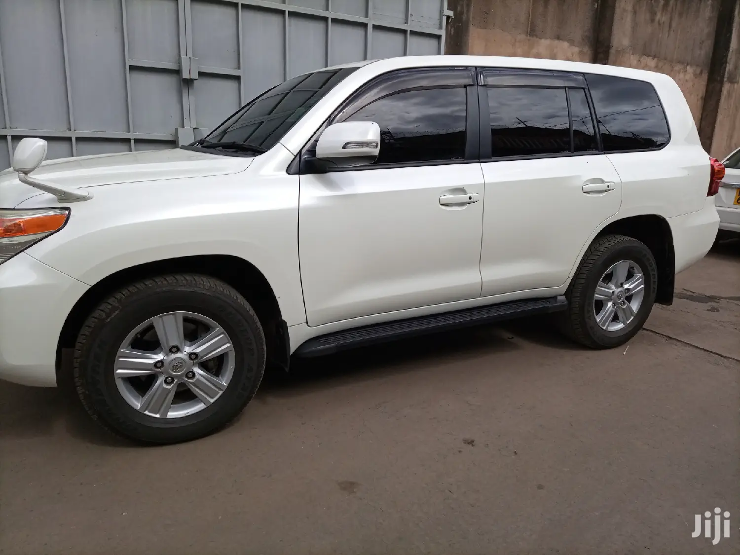 Presidential Llumar Car Tint