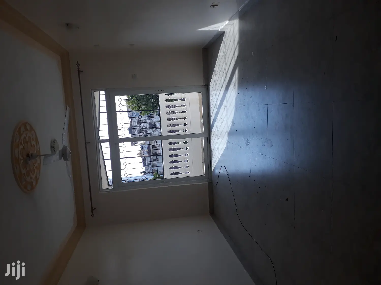For Sale 2 Bedrooms Flat Nyali