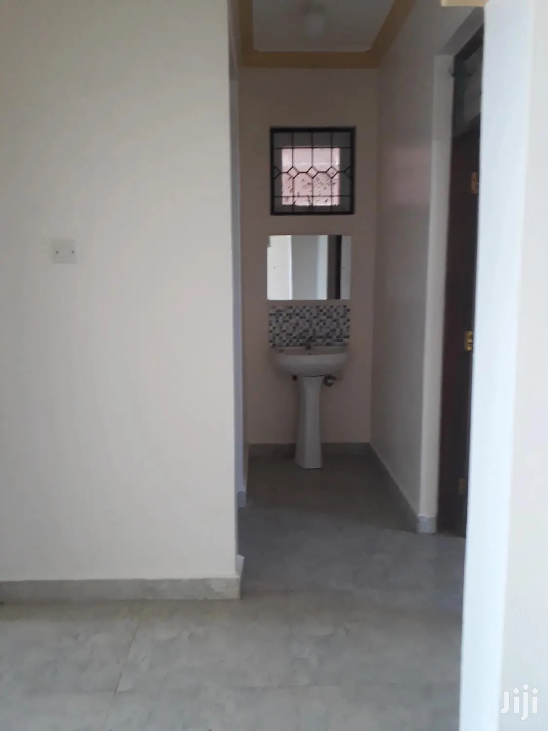 For Sale 2 Bedrooms Flat Nyali