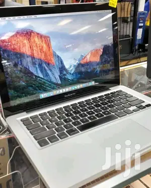 Laptop Apple MacBook Pro 4GB Intel Core 2 Duo HDD 500GB