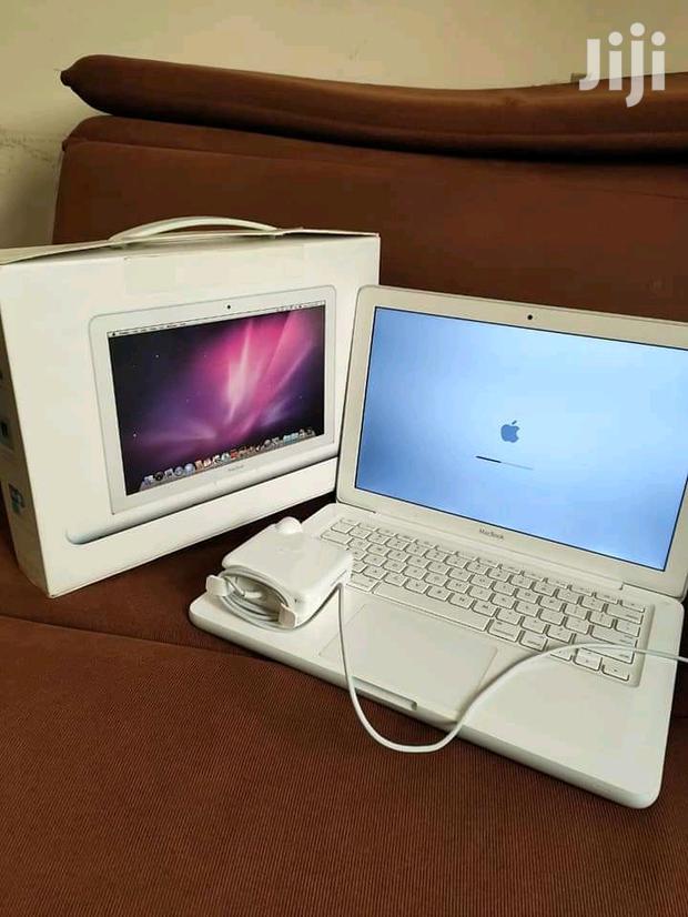 Laptop Apple MacBook 4GB Intel Core 2 Duo HDD 250GB