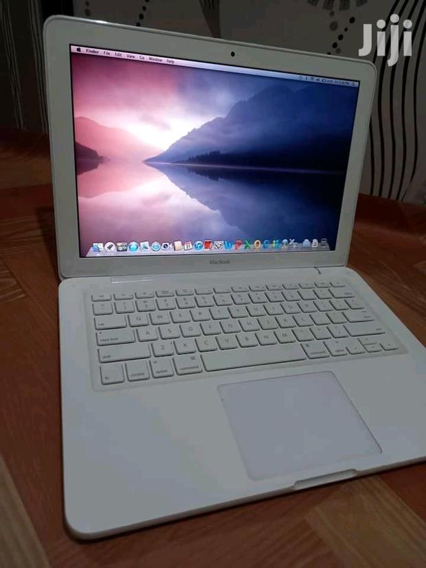 Laptop Apple MacBook 4GB Intel Core 2 Duo HDD 500GB - thumbnail 3