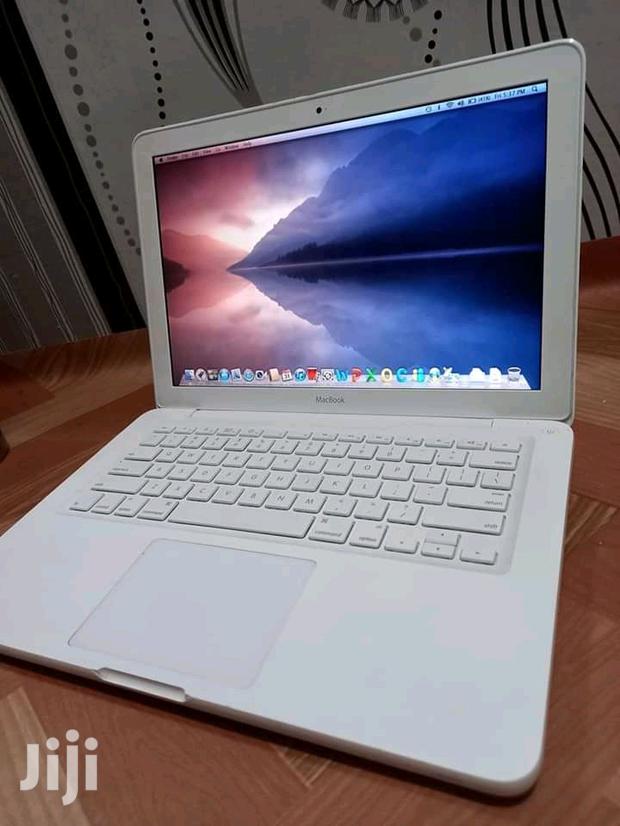 Laptop Apple MacBook 4GB Intel Core 2 Duo HDD 500GB - thumbnail 4