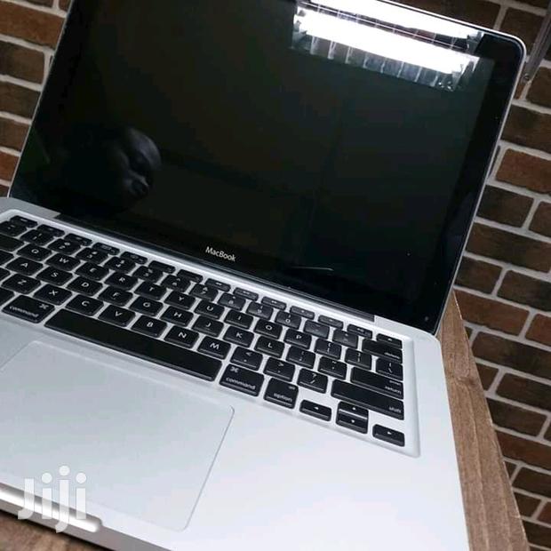 Laptop Apple MacBook 4GB Intel Core 2 Duo HDD 250GB - thumbnail 4