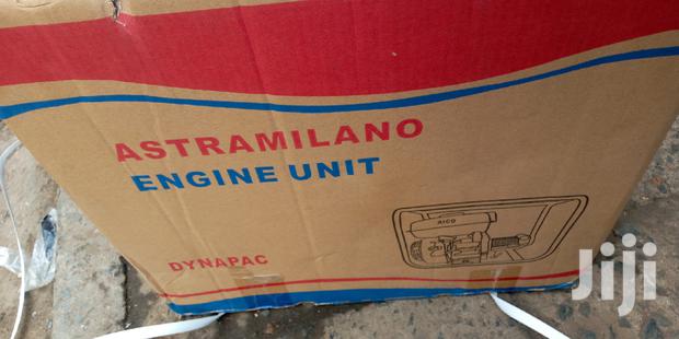 Astramilano Concrete Vibrator With Poker - thumbnail 3