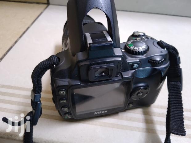 DSLR Nikon Camera - thumbnail 3
