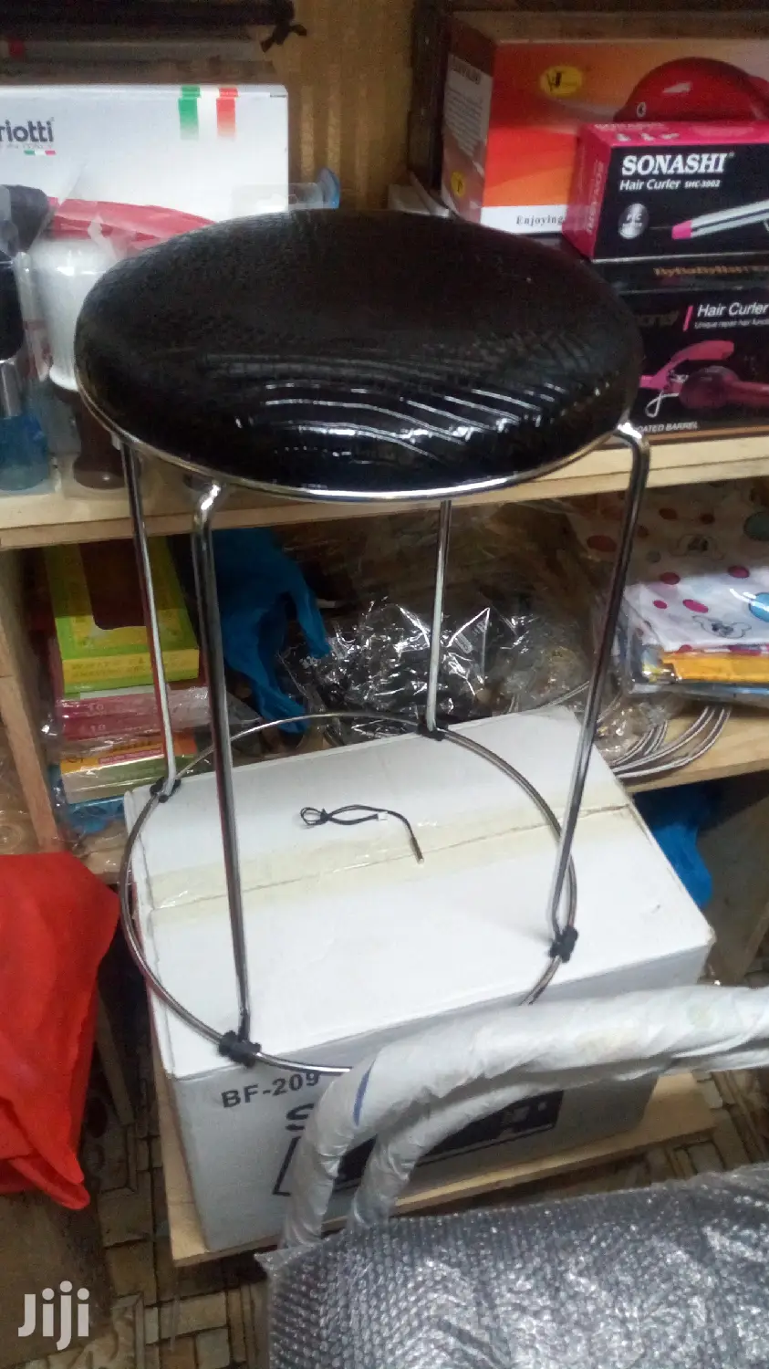 Pedicure/Manicure Stool