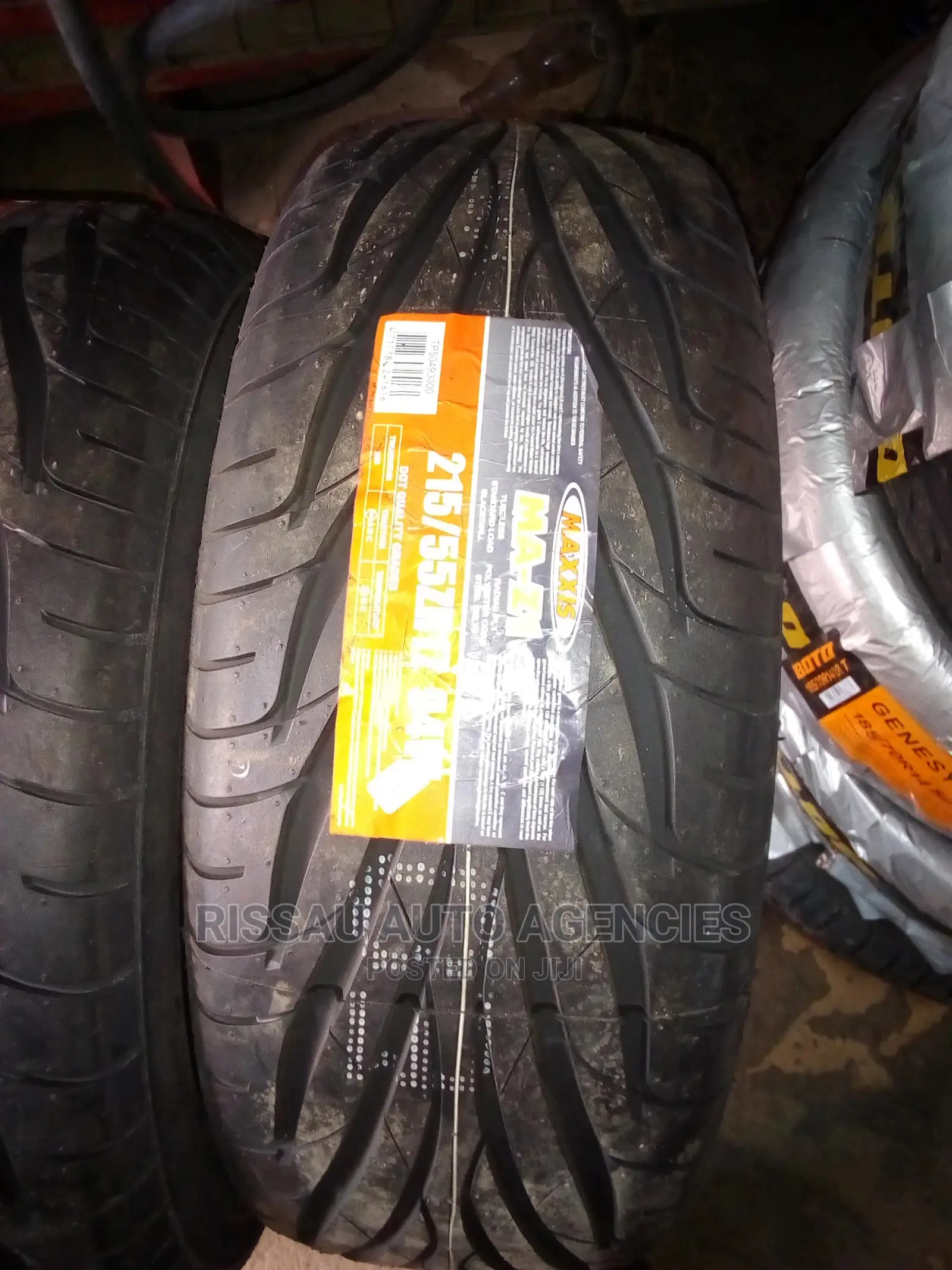 215/55 R 17 Maxxis Tyres From Thailand