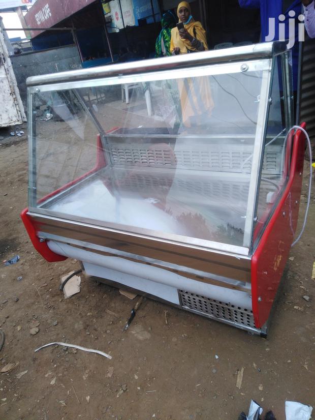 Meat Display Chiller With Flat Toughened Glass - main view
