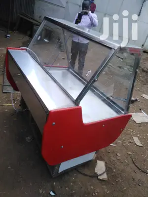 Meat Display Chiller With Flat Toughened Glass
