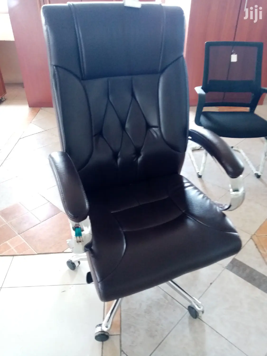 Black Executive Office Seat