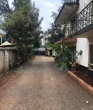 House for Sale in Diamond Plaza (Highridge)