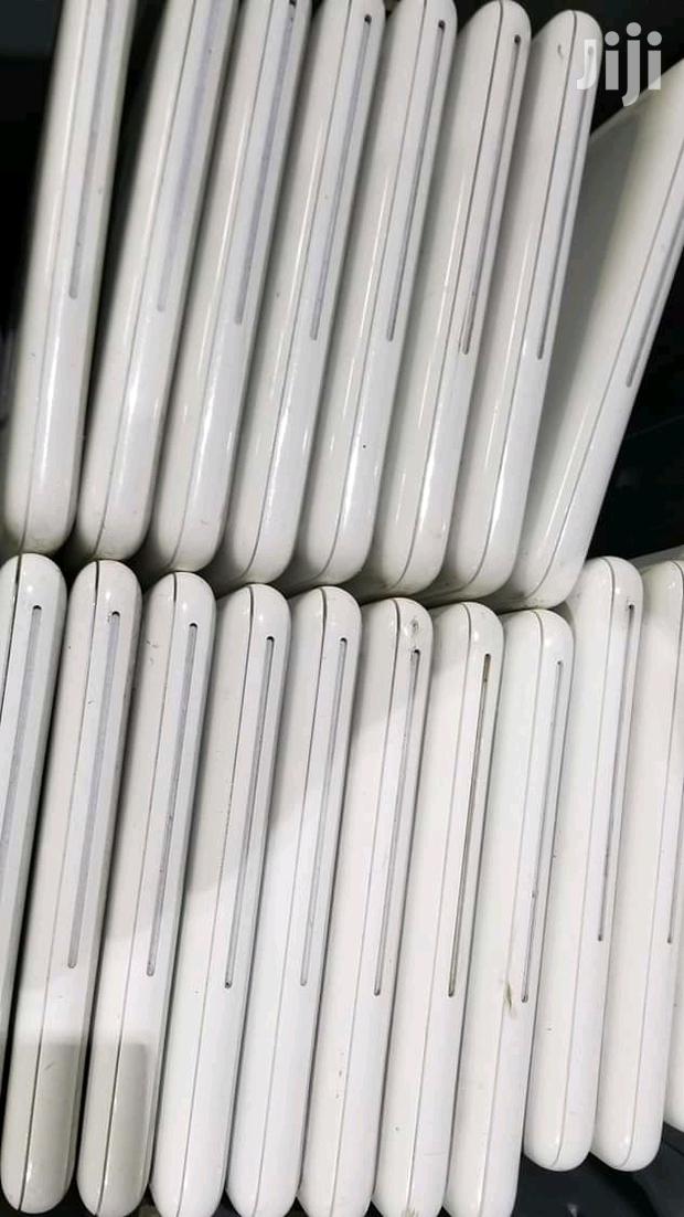 Laptop Apple MacBook 4GB Intel Core 2 Duo HDD 250GB - thumbnail 4