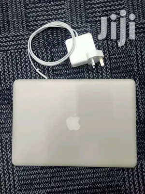Laptop Apple MacBook Air 13.3" 256GB SSD 4GB RAM