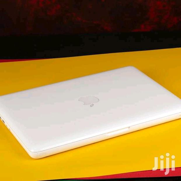 Laptop Apple MacBook 4GB Intel Core 2 Duo HDD 250GB - thumbnail 4