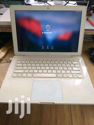 Laptop Apple MacBook 4GB Intel Core 2 Duo HDD 250GB - thumbnail 2