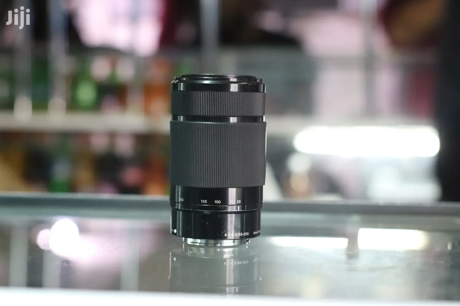Sony E Mount 70-210mm Lens For Blurring Background And Zoom