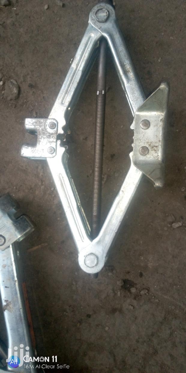 Ex Japan Heavy Duty Jecks on Sale.