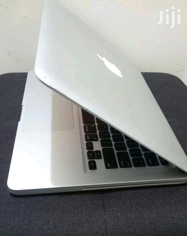 Laptop Apple MacBook Pro 4GB Intel Core 2 Duo HDD 500GB - thumbnail 2