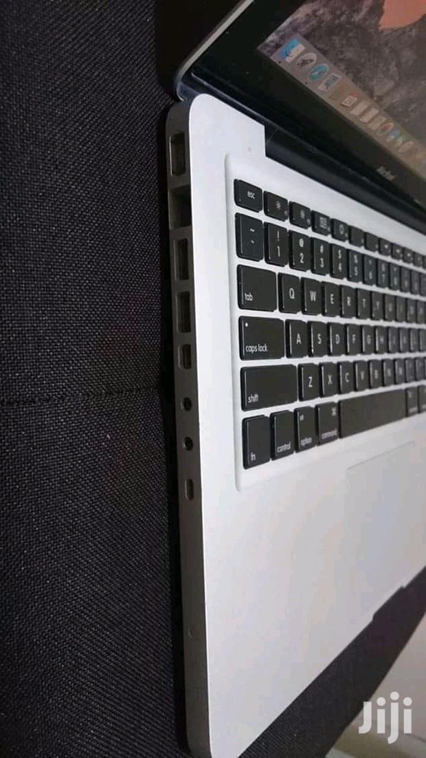 Laptop Apple MacBook Pro 4GB Intel Core 2 Duo HDD 500GB - thumbnail 3