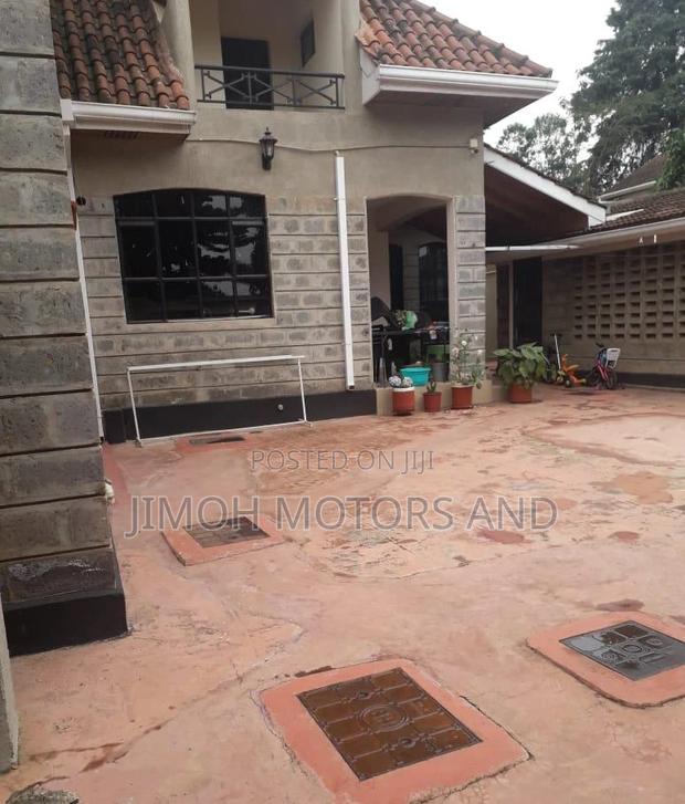 House For Sale - thumbnail 3