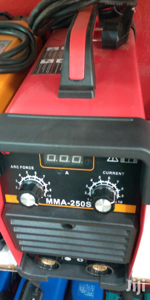 Original Edon MMA 250S Welding Machine 180A - main view