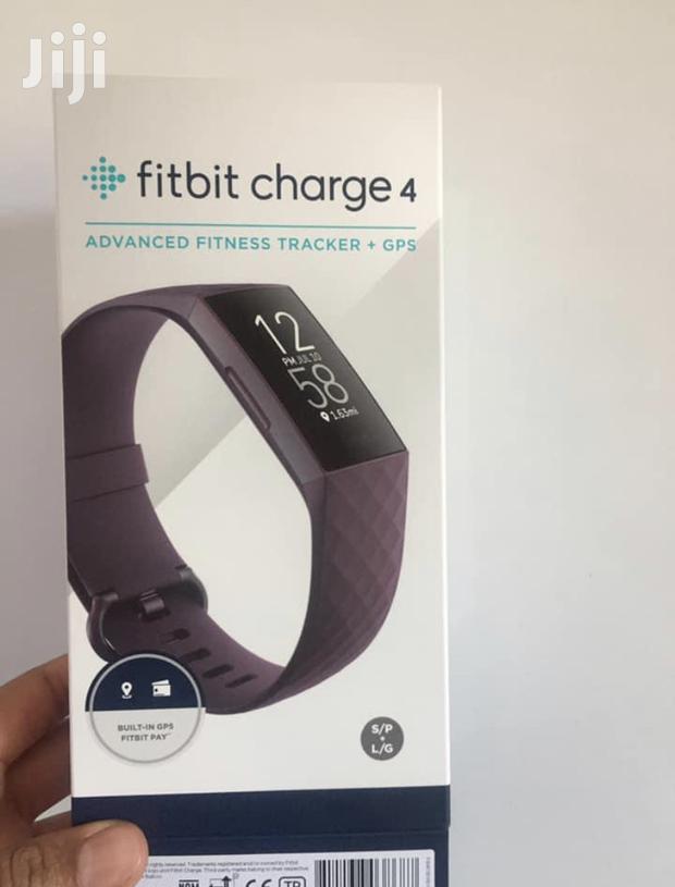 Fitbit Charge 4 - thumbnail 3