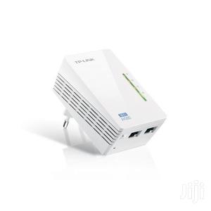 Tp-link TL-WPA4220 - 300 Mbps Wi-fi Powerline Range Extender - thumbnail 2