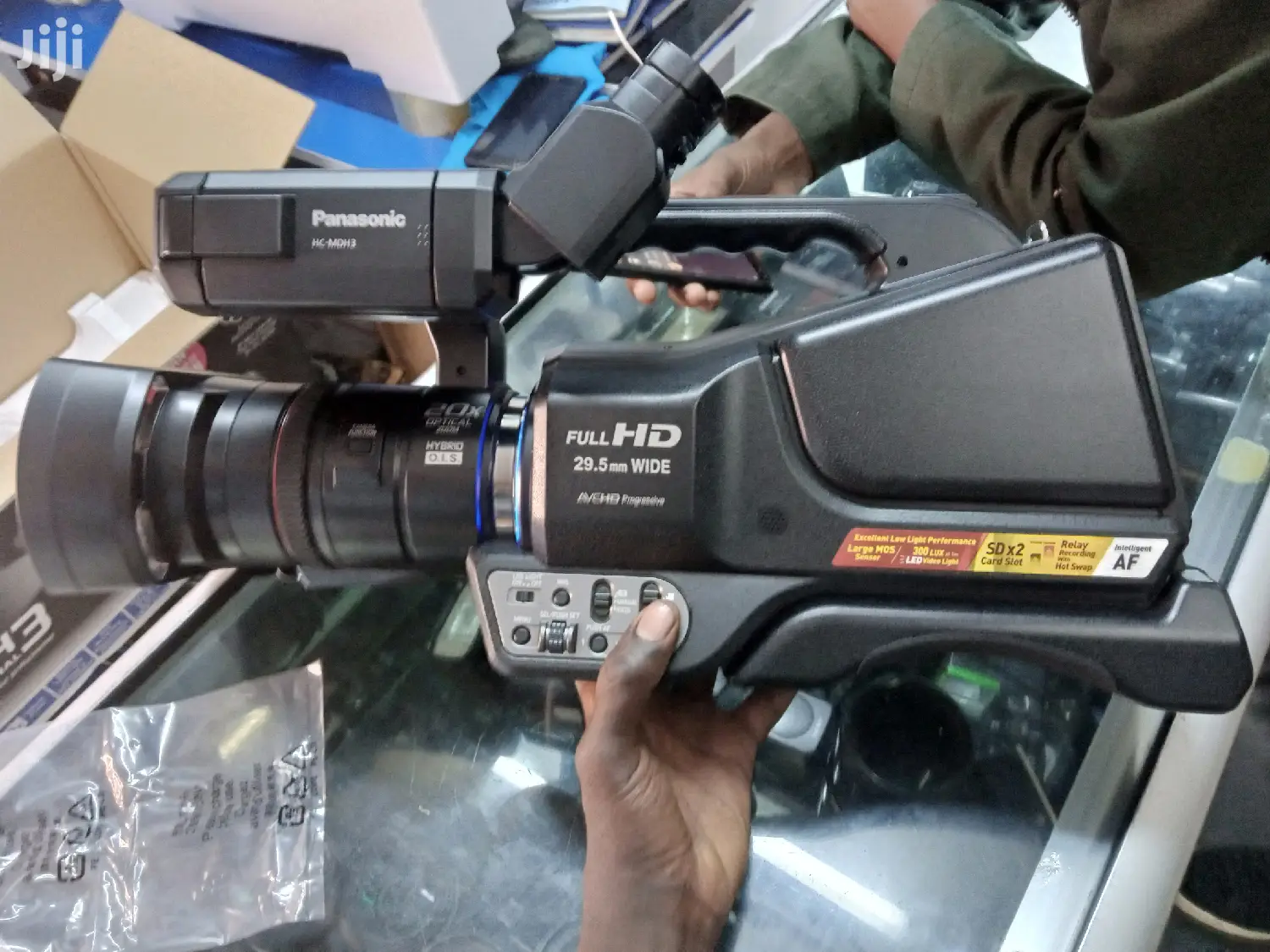 Superior Full HD Panasonic Video Camera With 64GB Card