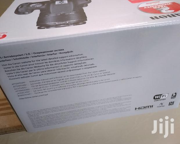 Canon DSLR - thumbnail 3