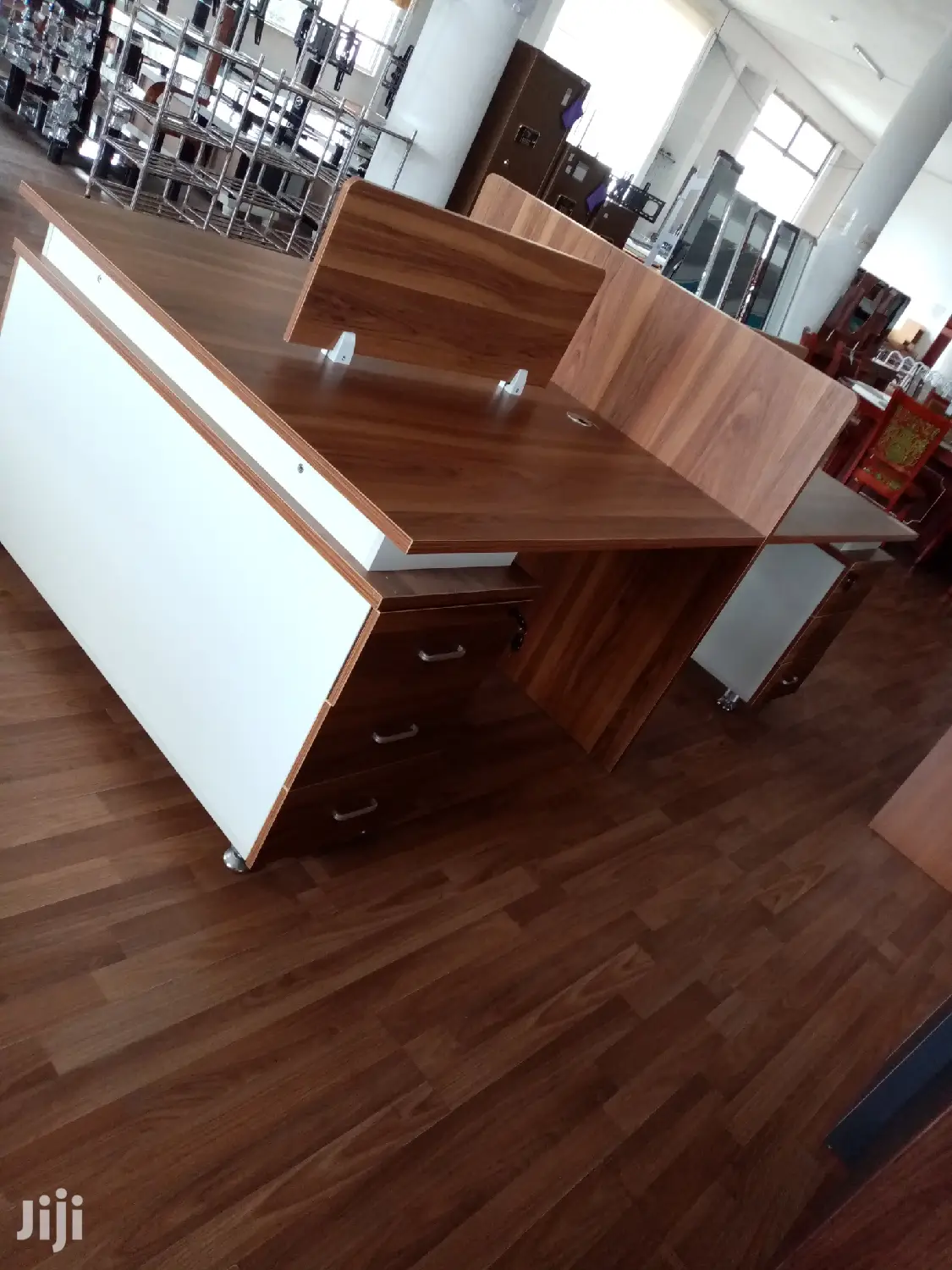 4 Way Workstation
