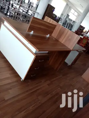4 Way Workstation