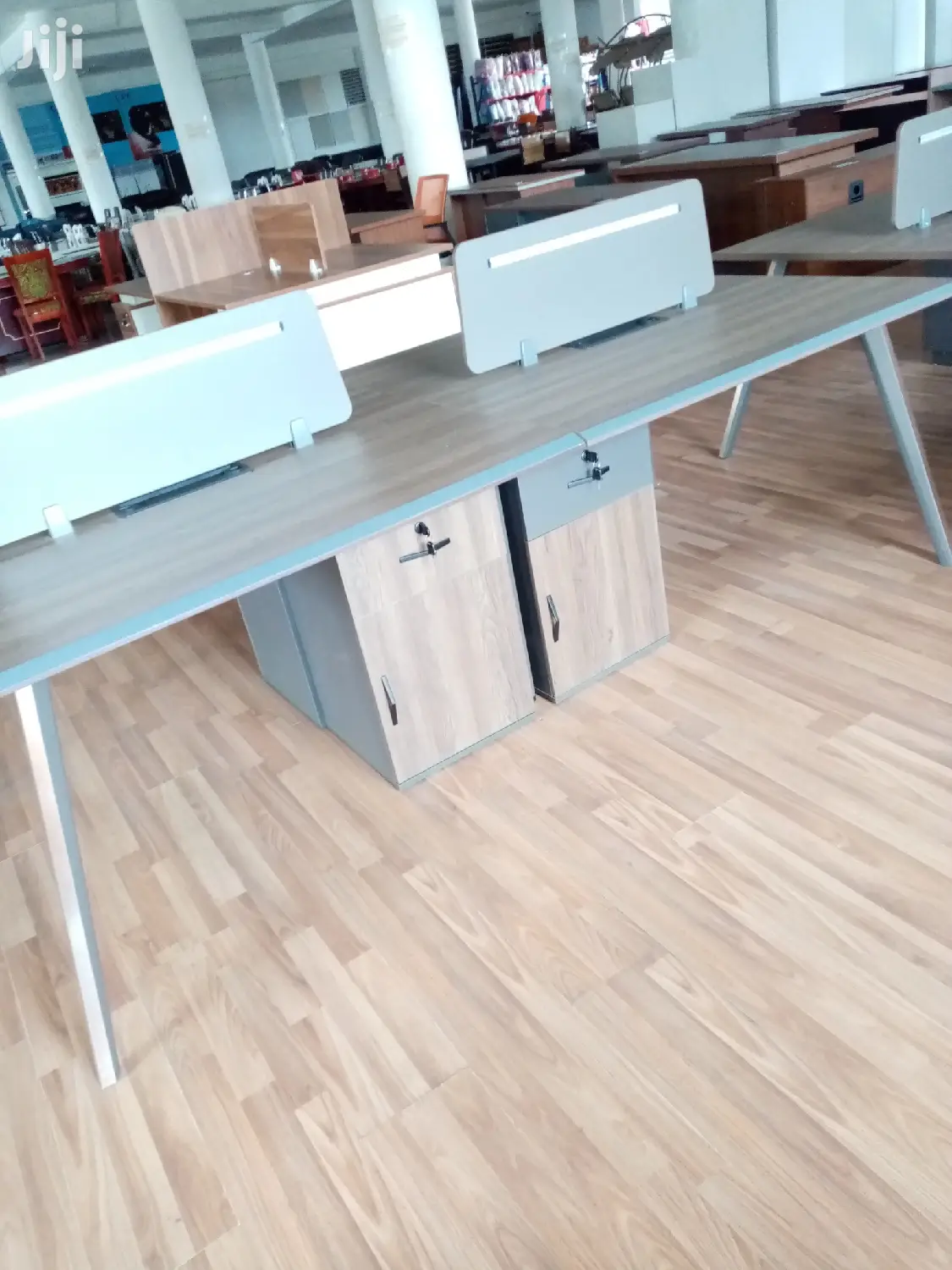 4 Way Workstation