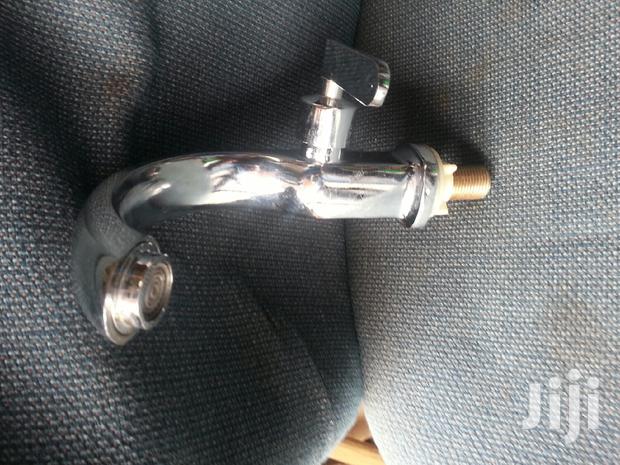 Handle Taps Unique - main view