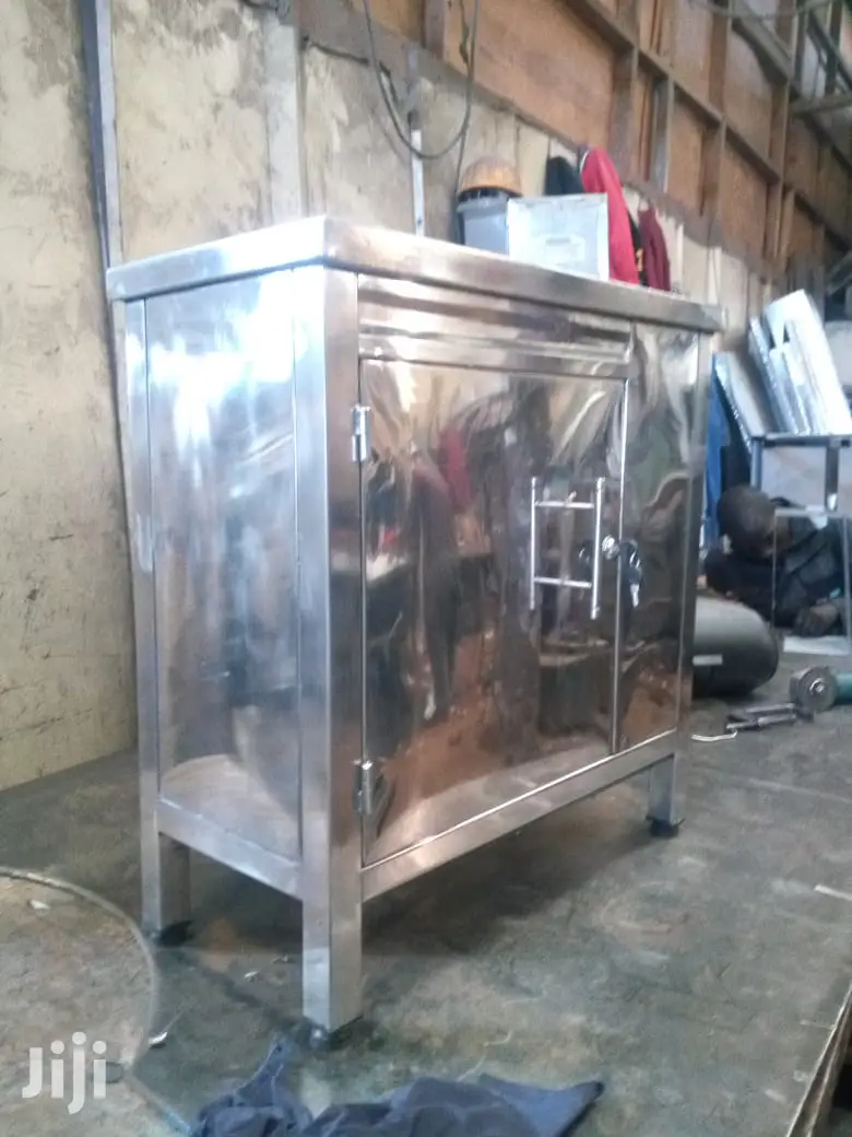 Stainless Steel Cabinet Heavy-duty With Lock And Key